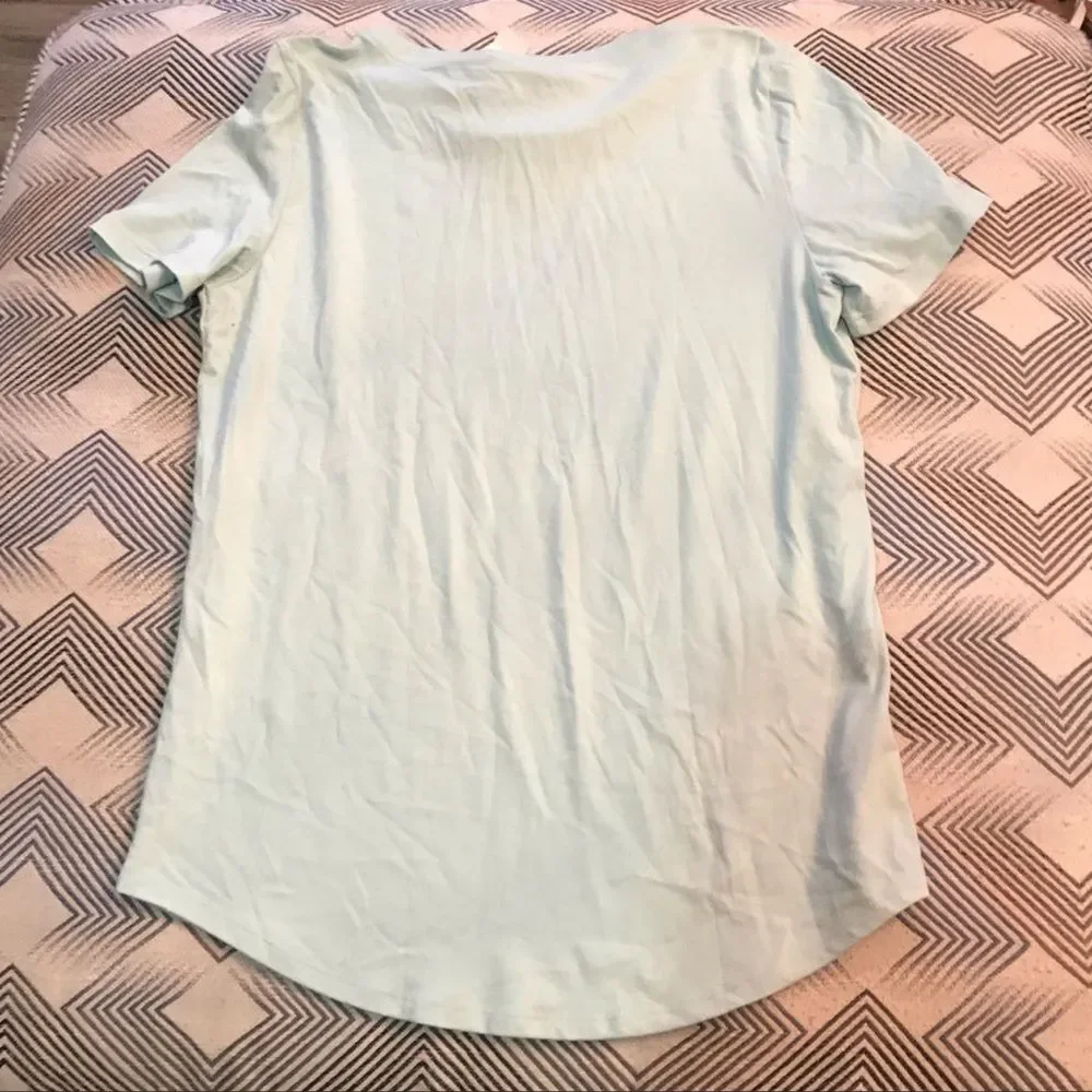 Pink VS Crew Neck - Picture 2 of 3
